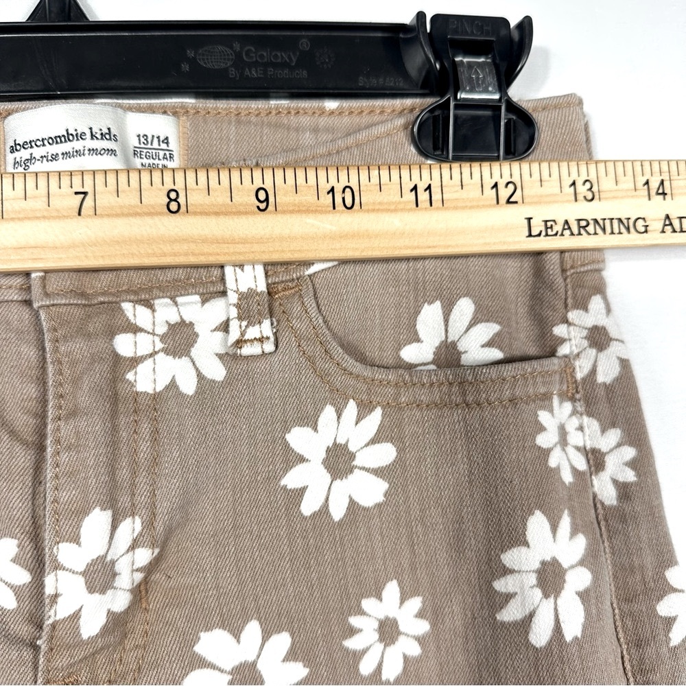 Abercrombie & Fitch Kids High Rise Mini mom Brown Floral Jeans Size 13/14 - Picture 8 of 8